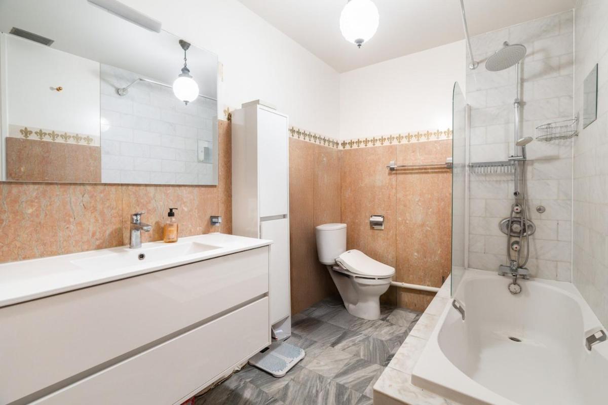 Luxury And Elegance Georges V Appartement *